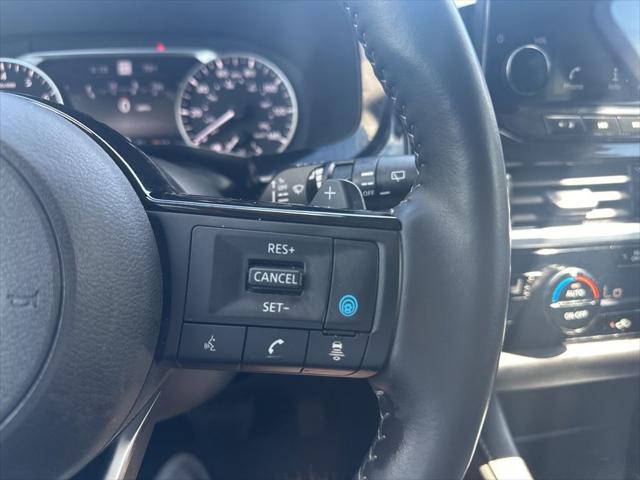 2025 Nissan Pathfinder SL 4WD