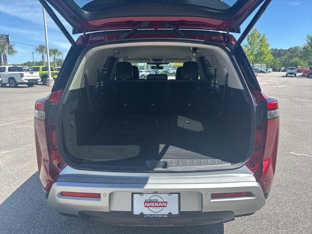 2025 Nissan Pathfinder SL 4WD