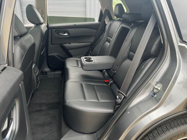 2025 Nissan Rogue SL FWD