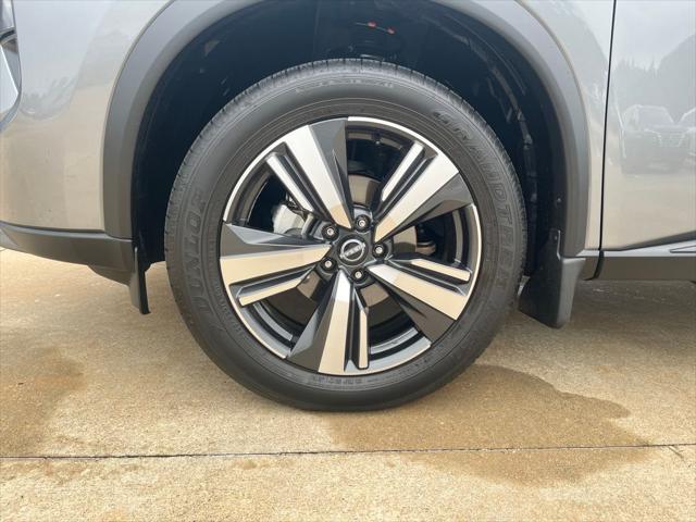 2025 Nissan Rogue SL FWD