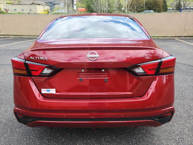 2025 Nissan Altima SV FWD