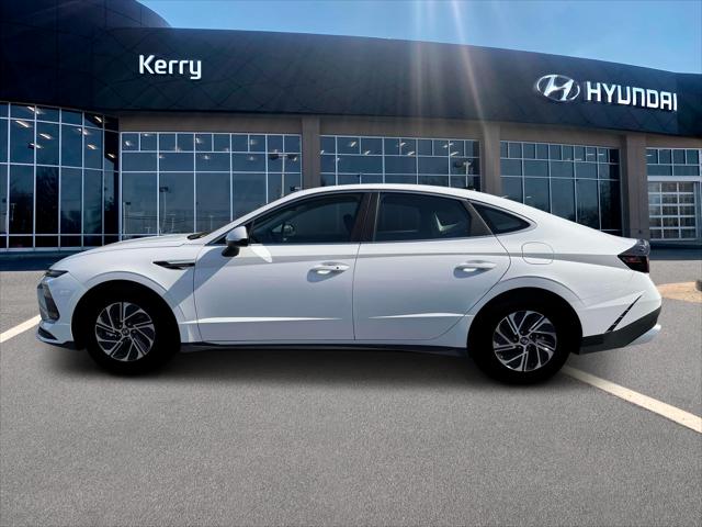 2026 Hyundai Sonata Hybrid Blue