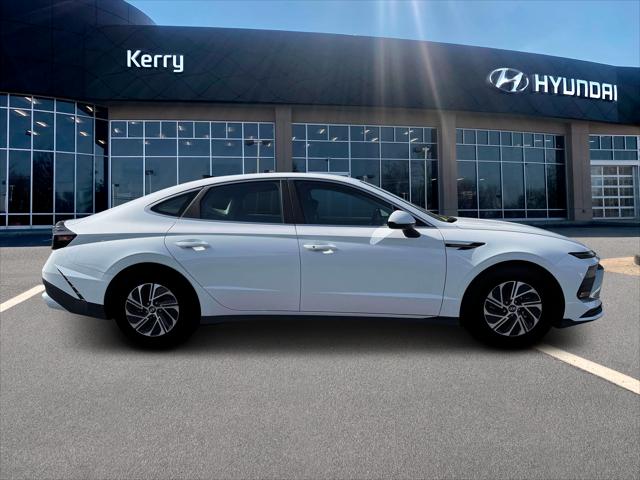 2026 Hyundai Sonata Hybrid Blue