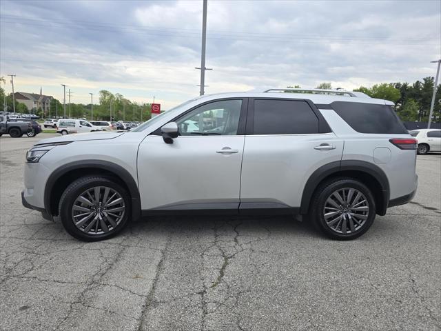 2023 Nissan Pathfinder SL 4WD