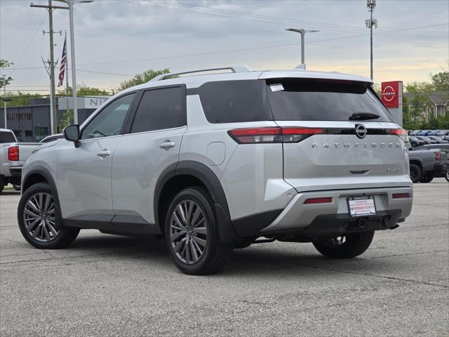 2023 Nissan Pathfinder SL 4WD