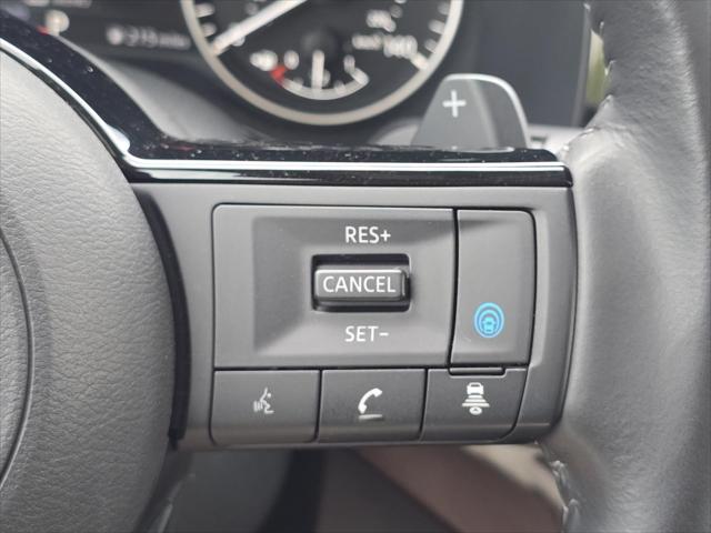 2023 Nissan Pathfinder SL 4WD