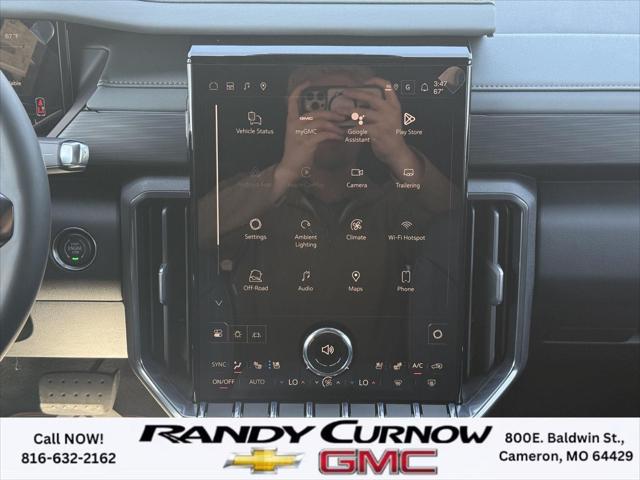 2026 GMC Acadia AT4 AWD