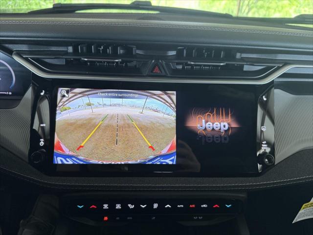 2026 Jeep Cherokee Laredo 4x4