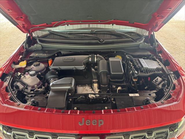 2026 Jeep Cherokee Laredo 4x4