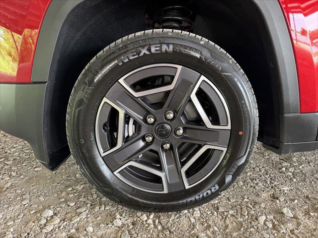2026 Jeep Cherokee Laredo 4x4