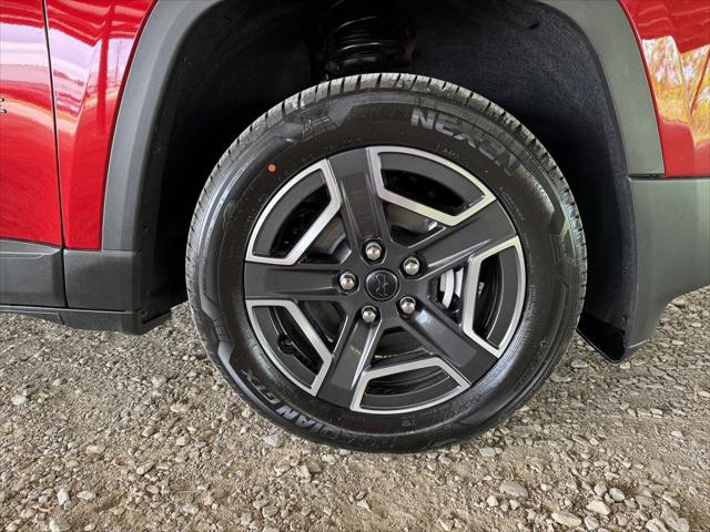 2026 Jeep Cherokee Laredo 4x4