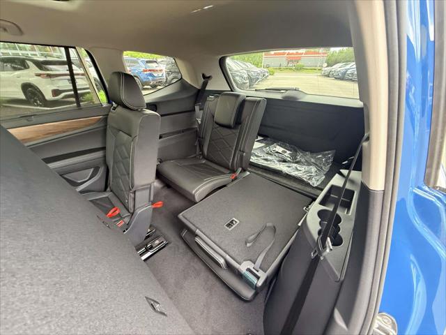 2026 Volkswagen Atlas SE with Technology