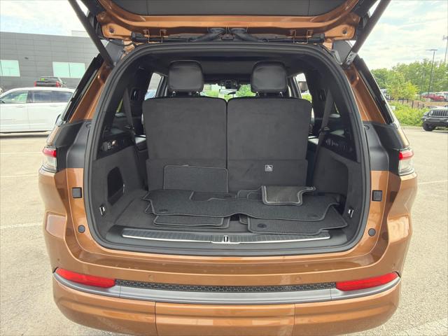 2026 Jeep Grand Cherokee L Summit 4x4