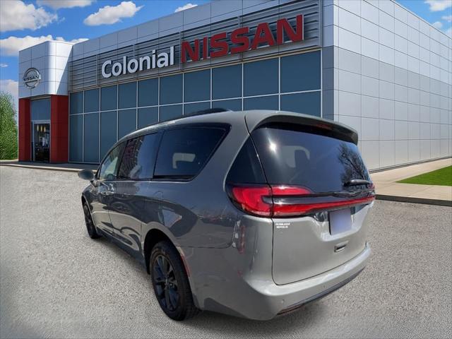 2021 Chrysler Pacifica Limited AWD