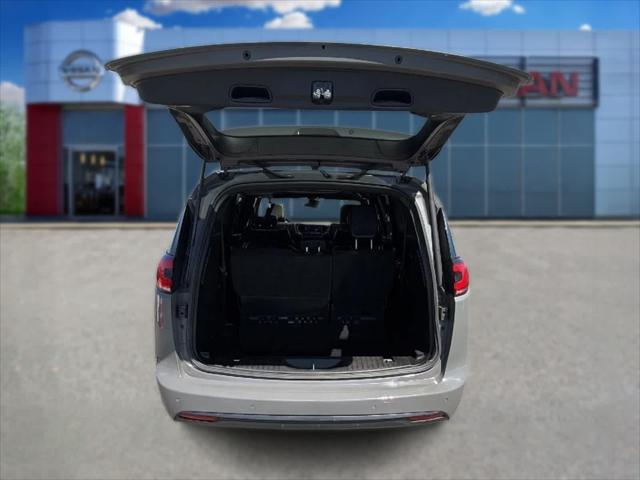 2021 Chrysler Pacifica Limited AWD