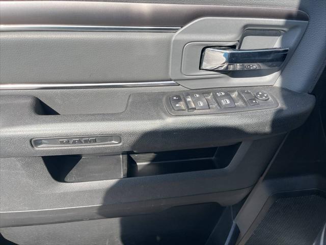 2023 Ram 1500 Classic SLT Crew Cab 4x4 57 Box