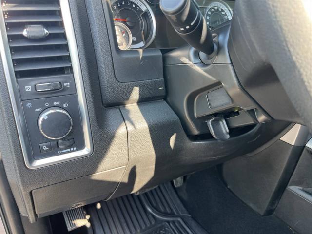 2023 Ram 1500 Classic SLT Crew Cab 4x4 57 Box