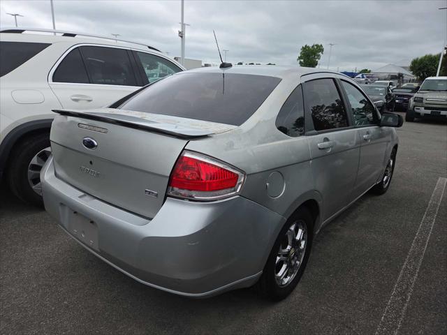 2009 Ford Focus SES