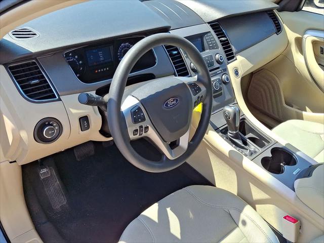 2018 Ford Taurus SE