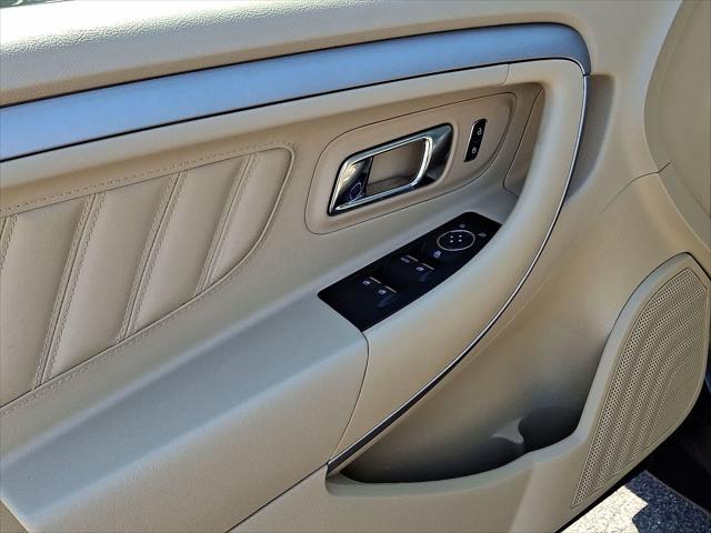 2018 Ford Taurus SE