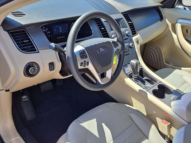 2018 Ford Taurus SE