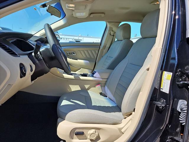 2018 Ford Taurus SE