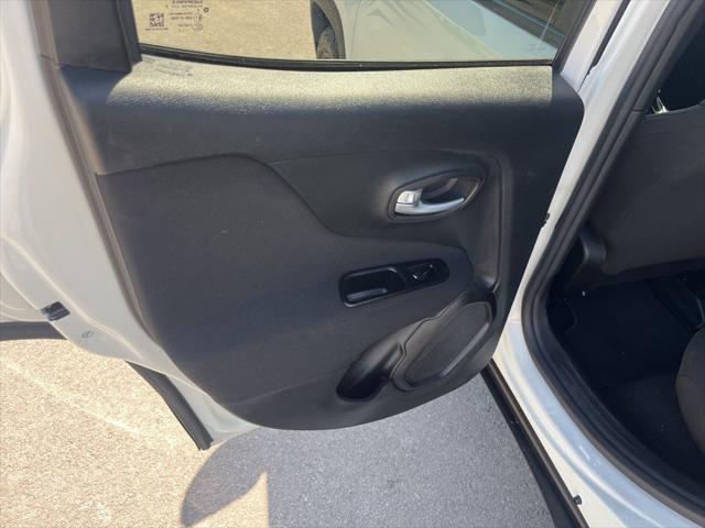 2020 Jeep Renegade Latitude FWD