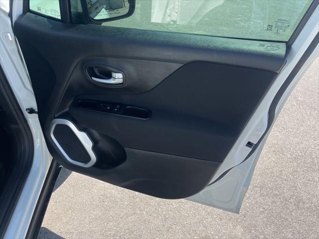 2020 Jeep Renegade Latitude FWD