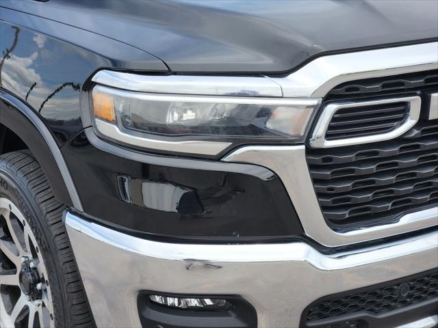 2025 Ram 1500 Lone Star Crew Cab 4x4 5'7" Box