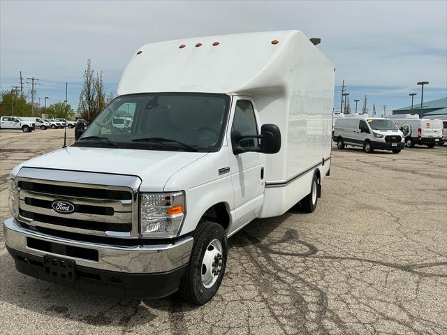 2027 Ford E-Series Cutaway Base for sale in Kenosha, WI