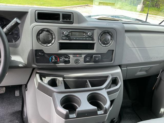 2027 Ford E-Series Cutaway Base