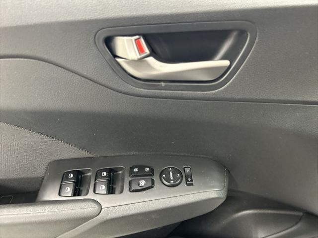 2019 Hyundai Accent SE