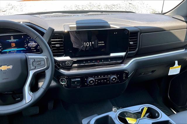 2026 Chevrolet Silverado 1500 4WD Crew Cab Standard Bed LT