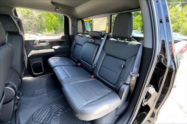 2026 Chevrolet Silverado 1500 4WD Crew Cab Standard Bed LT