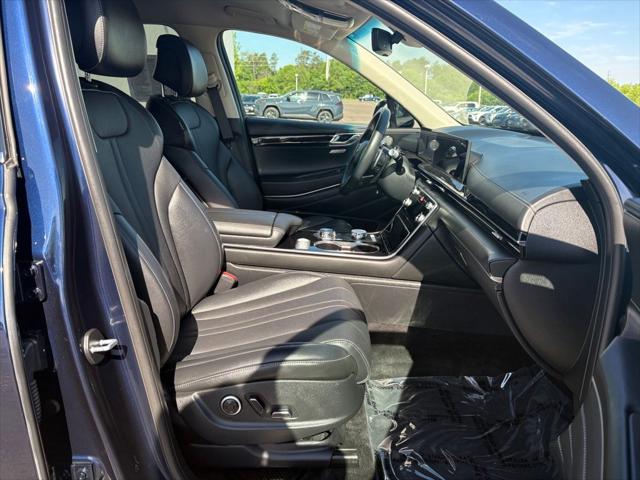 2025 Genesis GV80 2.5T Standard AWD