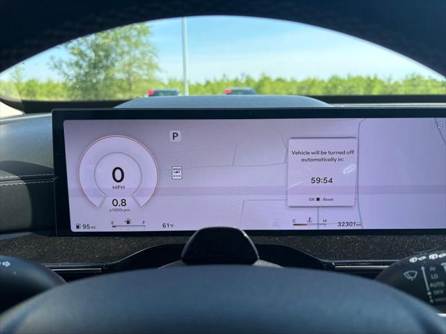 2025 Genesis GV80 2.5T Standard AWD