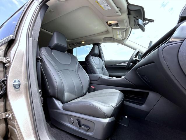 2027 INFINITI QX60 LUXE