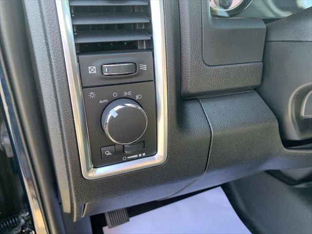 2022 Ram 1500 Classic Warlock Quad Cab 4x4 6'4" Box