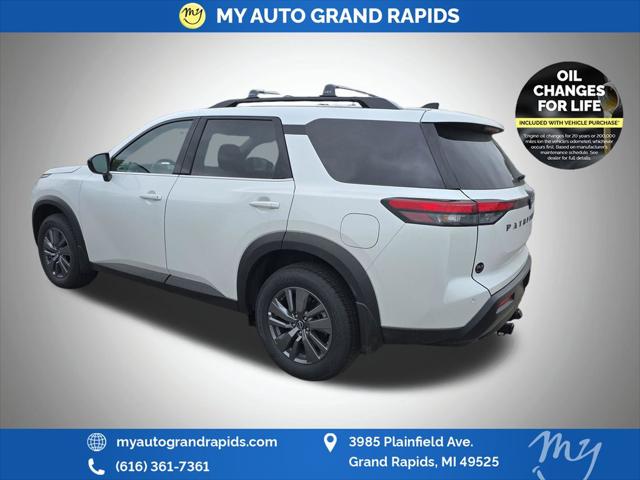 2026 Nissan Pathfinder SV