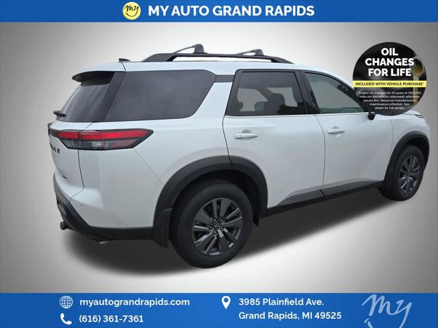 2026 Nissan Pathfinder SV