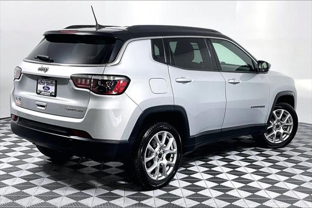 2025 Jeep Compass Limited - Photo 12