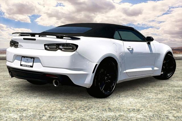 2023 Chevrolet Camaro RWD Convertible 2LT