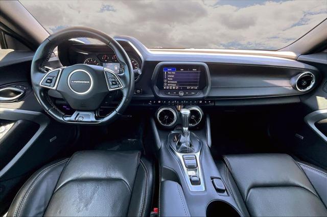2023 Chevrolet Camaro RWD Convertible 2LT