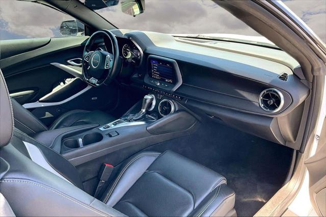 2023 Chevrolet Camaro RWD Convertible 2LT