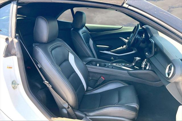 2023 Chevrolet Camaro RWD Convertible 2LT