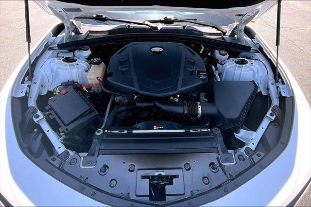 2023 Chevrolet Camaro RWD Convertible 2LT