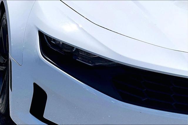 2023 Chevrolet Camaro RWD Convertible 2LT