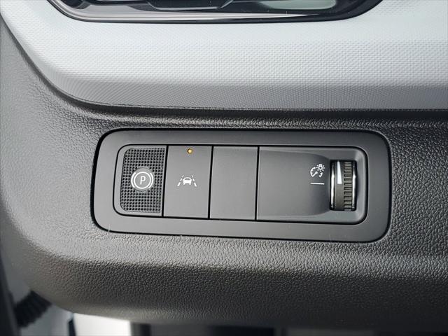 2027 Chevrolet Bolt LT FWD