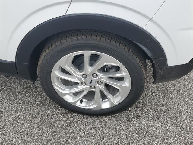 2027 Chevrolet Bolt LT FWD