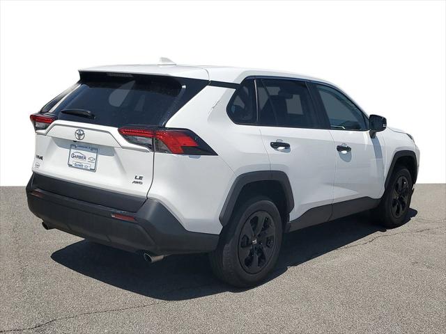 2024 Toyota RAV4 LE